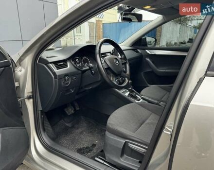 Шкода Октавия 2013 в Киеве на Automoto.ua Бежевый Шкода Октавия, объемом двигателя 1.4 л и пробегом 213 тыс. км за 10400 $, фото 10 на Automoto.ua