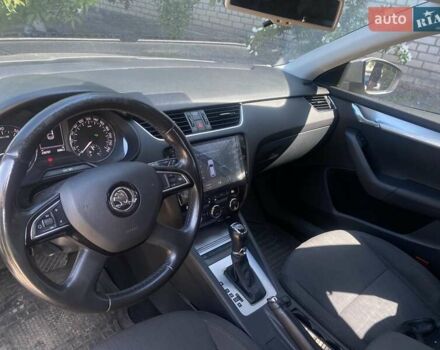 Шкода Октавія 2013 у Дніпро (Дніпропетровську) на Automoto.ua Бежевий Шкода Октавія, об'ємом двигуна 1.8 л та пробігом 242 тис. км за 10500 $, фото 9 на Automoto.ua