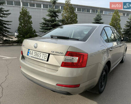 Бежевый Шкода Октавия, объемом двигателя 1.2 л и пробегом 245 тыс. км за 7999 $, фото 7 на Automoto.ua