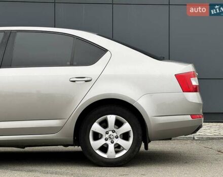 Шкода Октавия 2013 в Киеве на Automoto.ua Бежевый Шкода Октавия, объемом двигателя 1.4 л и пробегом 213 тыс. км за 10400 $, фото 5 на Automoto.ua
