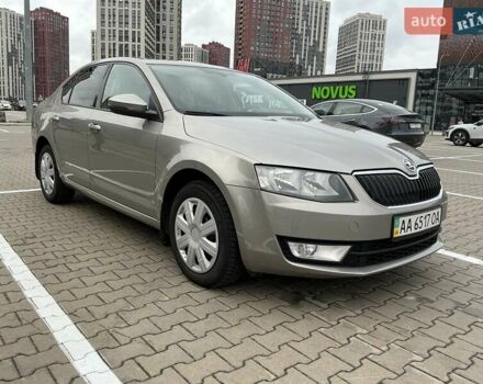 Бежевый Шкода Октавия, объемом двигателя 1.4 л и пробегом 131 тыс. км за 11500 $, фото 2 на Automoto.ua