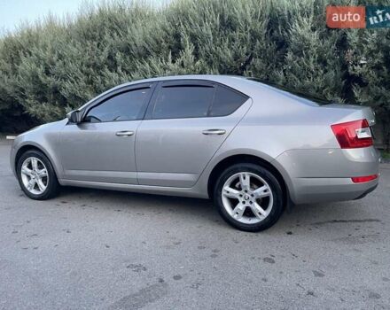 Бежевый Шкода Октавия, объемом двигателя 1.2 л и пробегом 205 тыс. км за 7900 $, фото 8 на Automoto.ua