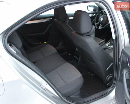 Бежевий Шкода Октавія, об'ємом двигуна 1.8 л та пробігом 230 тис. км за 9919 $, фото 20 на Automoto.ua