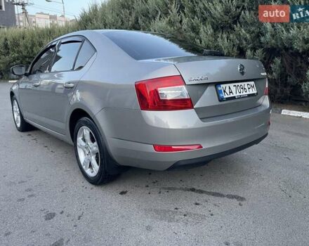 Бежевый Шкода Октавия, объемом двигателя 1.2 л и пробегом 205 тыс. км за 7900 $, фото 4 на Automoto.ua