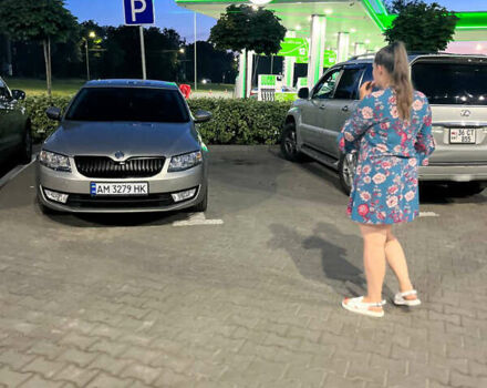 Бежевий Шкода Октавія, об'ємом двигуна 1.8 л та пробігом 230 тис. км за 9919 $, фото 2 на Automoto.ua