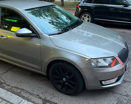 Бежевий Шкода Октавія, об'ємом двигуна 1.8 л та пробігом 230 тис. км за 9919 $, фото 3 на Automoto.ua