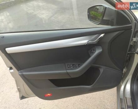 Бежевый Шкода Октавия, объемом двигателя 1.6 л и пробегом 262 тыс. км за 11500 $, фото 19 на Automoto.ua