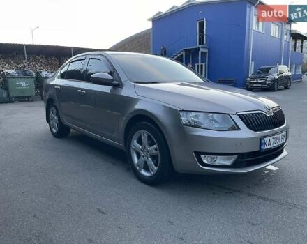 Бежевый Шкода Октавия, объемом двигателя 1.2 л и пробегом 204 тыс. км за 9100 $, фото 1 на Automoto.ua