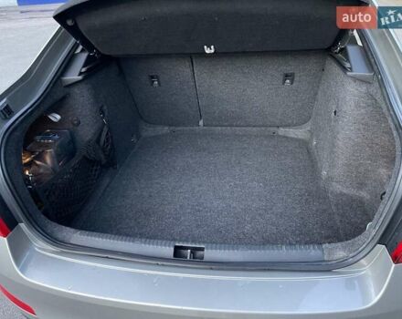 Бежевый Шкода Октавия, объемом двигателя 1.2 л и пробегом 205 тыс. км за 7900 $, фото 12 на Automoto.ua