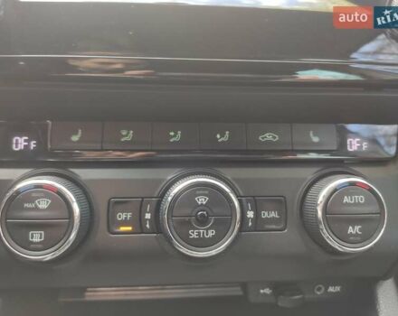 Бежевый Шкода Октавия, объемом двигателя 1.6 л и пробегом 262 тыс. км за 11500 $, фото 27 на Automoto.ua