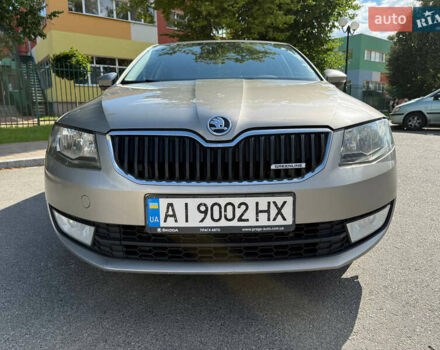 Шкода Октавия 2014 в Киеве на Automoto.ua Бежевый Шкода Октавия, объемом двигателя 1.6 л и пробегом 297 тыс. км за 11000 $, фото 10 на Automoto.ua