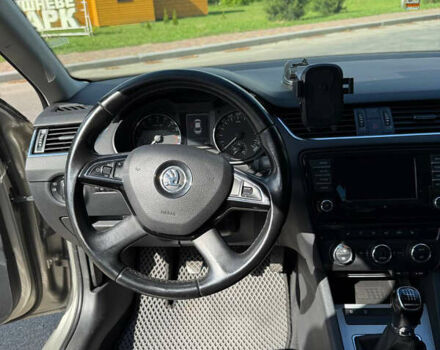 Шкода Октавия 2014 в Киеве на Automoto.ua Бежевый Шкода Октавия, объемом двигателя 1.6 л и пробегом 297 тыс. км за 11000 $, фото 8 на Automoto.ua
