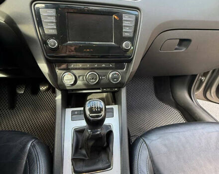 Шкода Октавия 2014 в Киеве на Automoto.ua Бежевый Шкода Октавия, объемом двигателя 1.6 л и пробегом 297 тыс. км за 11000 $, фото 15 на Automoto.ua