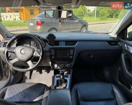 Шкода Октавия 2014 в Киеве на Automoto.ua Бежевый Шкода Октавия, объемом двигателя 1.6 л и пробегом 297 тыс. км за 11000 $, фото 7 на Automoto.ua
