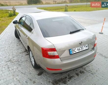 Бежевий Шкода Октавія, об'ємом двигуна 1.6 л та пробігом 160 тис. км за 9450 $, фото 6 на Automoto.ua