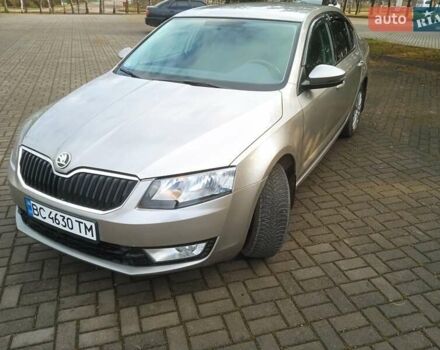 Бежевый Шкода Октавия, объемом двигателя 1.6 л и пробегом 161 тыс. км за 9400 $, фото 5 на Automoto.ua