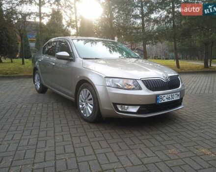 Бежевый Шкода Октавия, объемом двигателя 1.6 л и пробегом 161 тыс. км за 9400 $, фото 1 на Automoto.ua