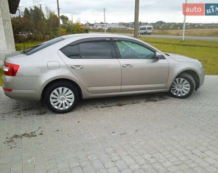 Бежевий Шкода Октавія, об'ємом двигуна 1.6 л та пробігом 160 тис. км за 9450 $, фото 3 на Automoto.ua
