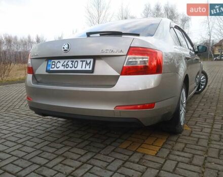Бежевый Шкода Октавия, объемом двигателя 1.6 л и пробегом 161 тыс. км за 9400 $, фото 11 на Automoto.ua