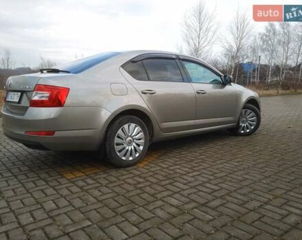 Бежевый Шкода Октавия, объемом двигателя 1.6 л и пробегом 161 тыс. км за 9400 $, фото 12 на Automoto.ua