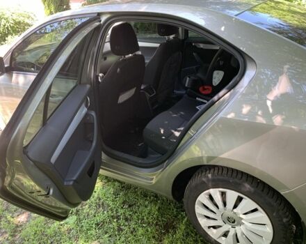 Бежевий Шкода Октавія, об'ємом двигуна 1.4 л та пробігом 250 тис. км за 10000 $, фото 4 на Automoto.ua