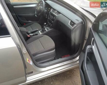 Бежевий Шкода Октавія, об'ємом двигуна 1.6 л та пробігом 160 тис. км за 9450 $, фото 16 на Automoto.ua