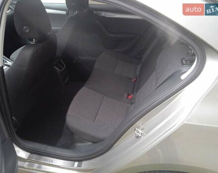 Бежевый Шкода Октавия, объемом двигателя 1.6 л и пробегом 161 тыс. км за 9400 $, фото 14 на Automoto.ua