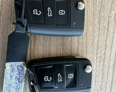 Бежевый Шкода Октавия, объемом двигателя 1.8 л и пробегом 231 тыс. км за 10900 $, фото 44 на Automoto.ua