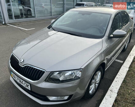 Бежевый Шкода Октавия, объемом двигателя 1.8 л и пробегом 231 тыс. км за 10900 $, фото 4 на Automoto.ua