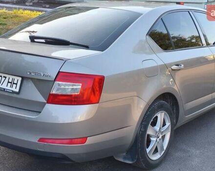 Бежевий Шкода Октавія, об'ємом двигуна 1.8 л та пробігом 211 тис. км за 12800 $, фото 2 на Automoto.ua