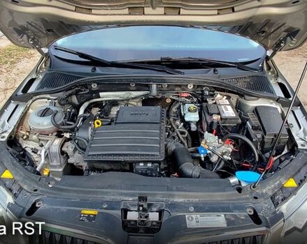 Бежевый Шкода Октавия, объемом двигателя 1.6 л и пробегом 53 тыс. км за 15100 $, фото 5 на Automoto.ua