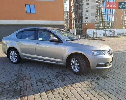 Бежевый Шкода Октавия, объемом двигателя 1.4 л и пробегом 57 тыс. км за 15500 $, фото 7 на Automoto.ua