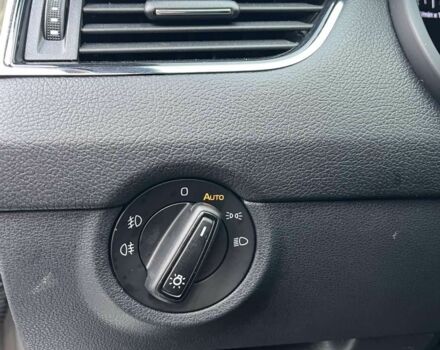 Бежевый Шкода Октавия, объемом двигателя 1.4 л и пробегом 137 тыс. км за 12600 $, фото 6 на Automoto.ua