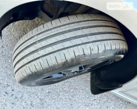 Бежевый Шкода Октавия, объемом двигателя 1.8 л и пробегом 156 тыс. км за 13500 $, фото 11 на Automoto.ua