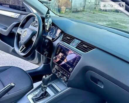 Бежевый Шкода Октавия, объемом двигателя 1.8 л и пробегом 156 тыс. км за 13500 $, фото 18 на Automoto.ua