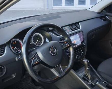 Шкода Октавия 2017 в Харькове на Automoto.ua Бежевый Шкода Октавия, объемом двигателя 1.4 л и пробегом 112 тыс. км за 14500 $, фото 9 на Automoto.ua