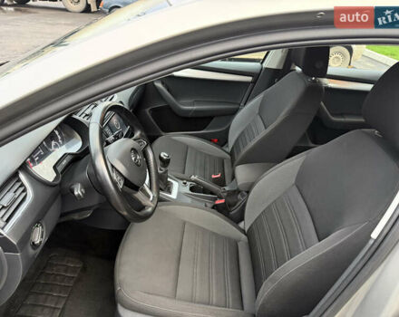 Бежевый Шкода Октавия, объемом двигателя 2 л и пробегом 105 тыс. км за 16950 $, фото 47 на Automoto.ua