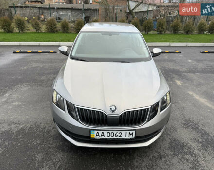 Бежевый Шкода Октавия, объемом двигателя 2 л и пробегом 105 тыс. км за 16950 $, фото 5 на Automoto.ua