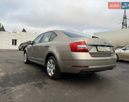 Бежевый Шкода Октавия, объемом двигателя 2 л и пробегом 105 тыс. км за 16950 $, фото 19 на Automoto.ua