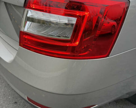 Бежевый Шкода Октавия, объемом двигателя 2 л и пробегом 105 тыс. км за 16950 $, фото 35 на Automoto.ua