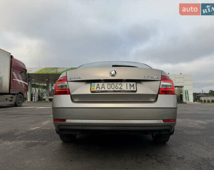 Бежевый Шкода Октавия, объемом двигателя 2 л и пробегом 105 тыс. км за 16950 $, фото 17 на Automoto.ua