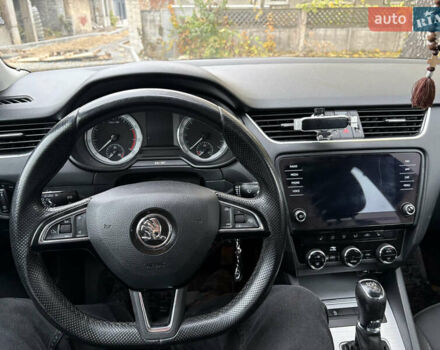 Шкода Октавия 2019 в Киеве на Automoto.ua Бежевый Шкода Октавия, объемом двигателя 1.8 л и пробегом 235 тыс. км за 14990 $, фото 11 на Automoto.ua