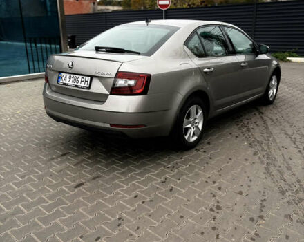 Шкода Октавия 2019 в Киеве на Automoto.ua Бежевый Шкода Октавия, объемом двигателя 1.8 л и пробегом 235 тыс. км за 14990 $, фото 1 на Automoto.ua