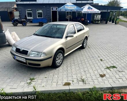 Бежевий Шкода Октавія, об'ємом двигуна 1.6 л та пробігом 174 тис. км за 4800 $, фото 1 на Automoto.ua