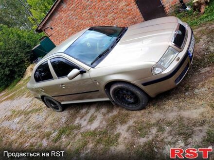 Бежевый Шкода Октавия, объемом двигателя 2 л и пробегом 280 тыс. км за 4500 $, фото 1 на Automoto.ua