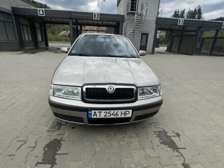 Шкода Октавія 2004 у Яремче на Automoto.ua Бежевий Шкода Октавія, об'ємом двигуна 2 л та пробігом 280 тис. км за 3999 $, фото 1 на Automoto.ua