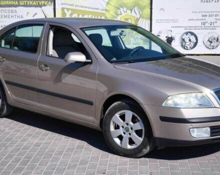 Бежевий Шкода Октавія, об'ємом двигуна 1.6 л та пробігом 275 тис. км за 6000 $, фото 1 на Automoto.ua
