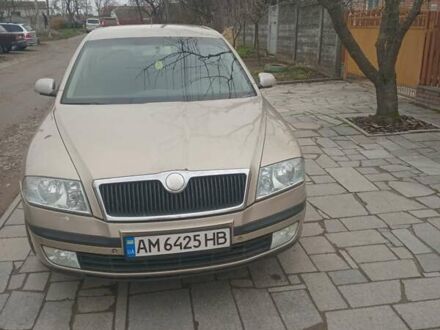 Бежевий Шкода Октавія, об'ємом двигуна 2.05 л та пробігом 500 тис. км за 4400 $, фото 1 на Automoto.ua