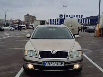 Бежевый Шкода Октавия, объемом двигателя 1.6 л и пробегом 323 тыс. км за 4999 $, фото 1 на Automoto.ua