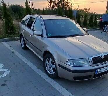 Бежевий Шкода Октавія, об'ємом двигуна 1.6 л та пробігом 225 тис. км за 5105 $, фото 1 на Automoto.ua